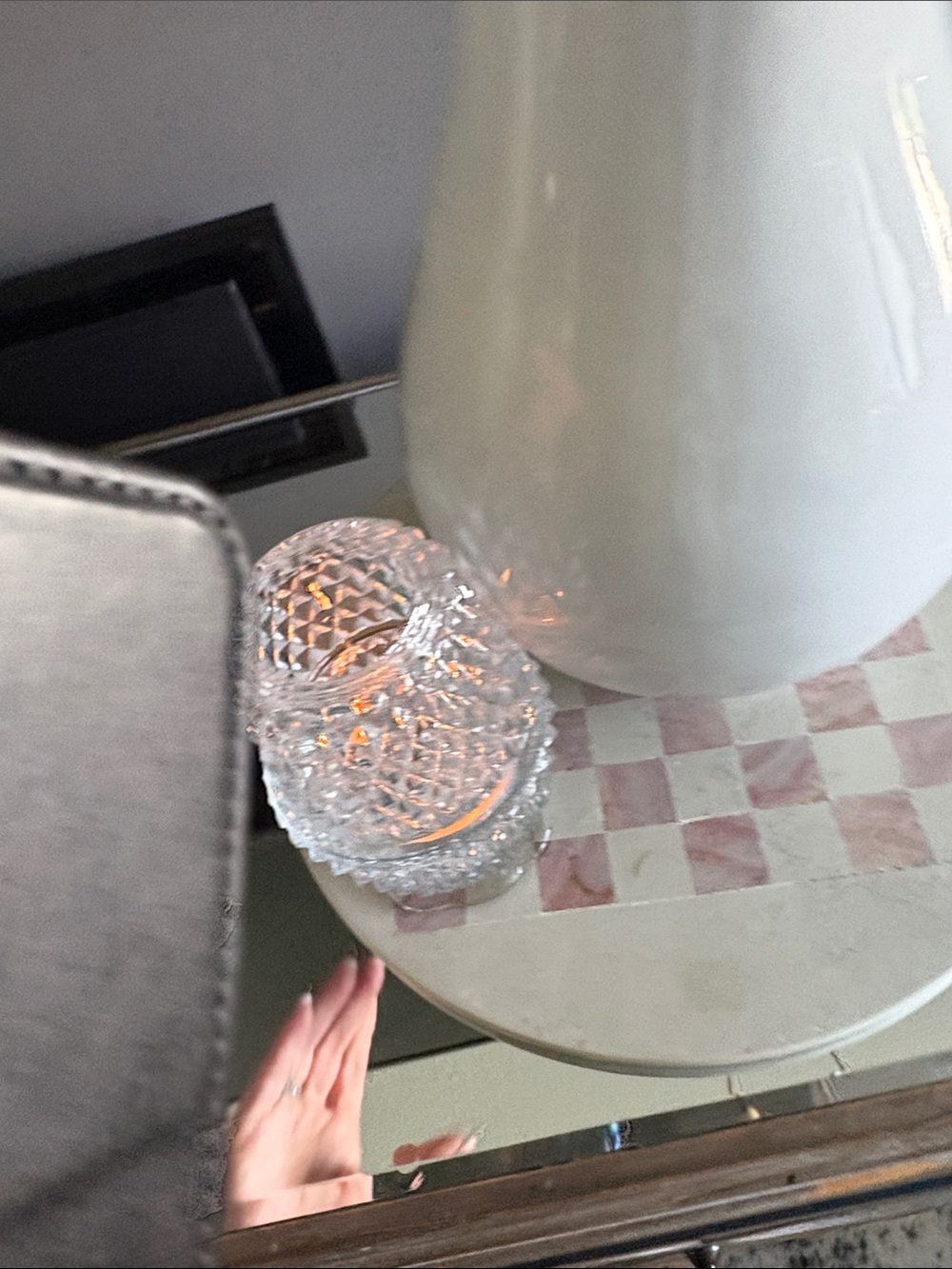Vintage Clear Glass "Diamond Point" Fairy Lamp Angel Light- Has chip. - Picture 2 of 13